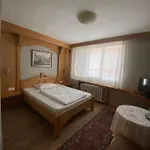 Family Zdravets 2*